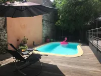 อัลเลกรีญ่านิม - ที่มีสระว่ายน้ำ