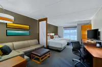 Hyatt Place Fredericksburg Mary Washington Hotels near Best Buy