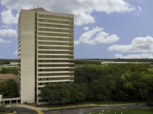 DoubleTree by Hilton Kansas City - Overland Park