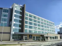 The Grand Winnipeg Airport Hotel by Lakeview Hotels near Assiniboine Park Zoo
