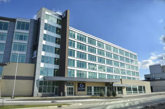 The Grand Winnipeg Airport Hotel by Lakeview