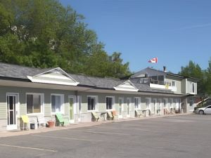 Haileybury Beach Motel