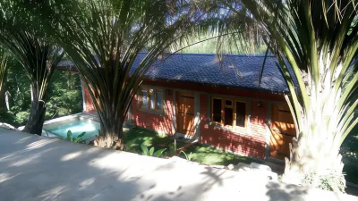 Tea Leaf Retreat