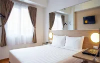 Monoloog Hotel Palembang Hotels in Pahlawan