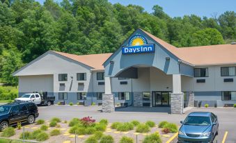 Days Inn by Wyndham Ashland