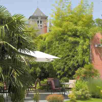 Grand Hôtel de Solesmes Hotel Exterior