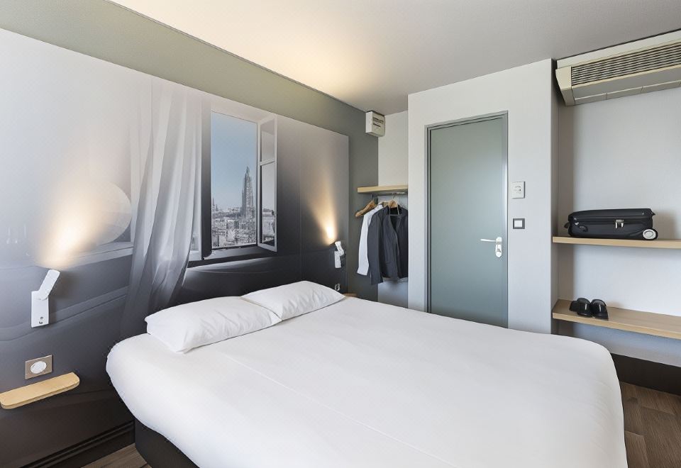 B&B 호텔 아브랑슈 외관