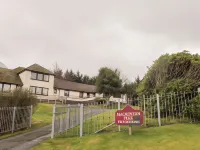 MacKenzies Peak Hotels near Portree Square