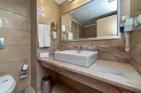 Calimera Hane Garden Hotel فنادق في إليكا