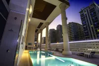 Social Hotel - Pools