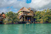 Embajada Universal by la Eufemia Group