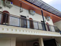 House of Tuwuh Syariah 2 RedPartner Hotel dekat Warung Yadin