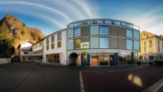 ธุรกิจ โรงแรมวาเลเรียน โรงแรมใน