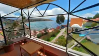 Hotel la Cupula Hotel di Copacabana