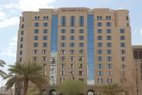 Crowne Plaza Madinah Hotels near Al Masjid an Nabawi