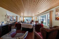 The Inn at Shasta Lake Hotels in Shasta County