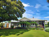U Studios Masterton Hotels in Masterton
