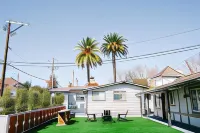 Viking Inn Hotels near California Nature Art Museum