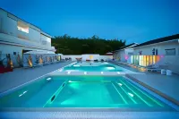 Love Boat Hotel - the Original