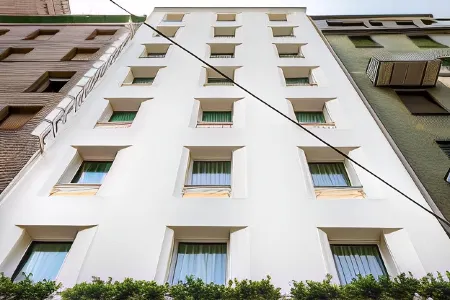 43 Station Hotel