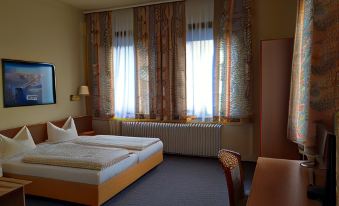 Traube Hotel Oeffingen