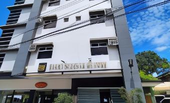 Hari Royale Suites