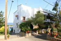 Gorgona Hotel Hotels in Votsi