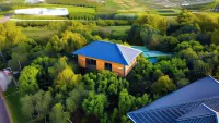 Homestay Vuon Trai Cay Nhiet Doi VO UU Garden Hotels in Lộc Phát