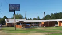 Relax Inn Yreka Hotels in Yreka