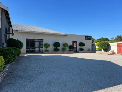 Tsumeb Guesthouse Kamho Hotels in 