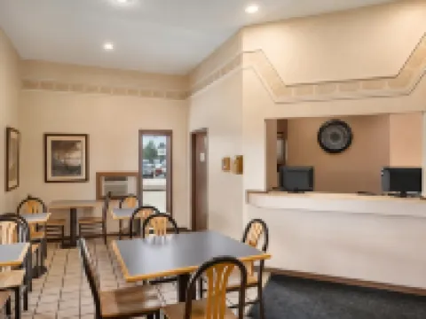 Super 8 by Wyndham Carbondale Hotels in Jackson County