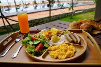 Soluna Beach Resort - breakfast