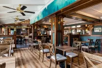 Saddleback Inn at Lake Arrowhead Hotels in Twin Peaks
