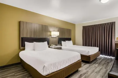 Rodeway Inn Enumclaw Mount Rainier-Crystal Mountain Area Thunder Dome Car Museum 주변 호텔