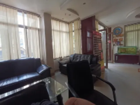Hotel Viraat Inn
