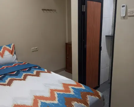 Barada Poris Hotels in Batuceper