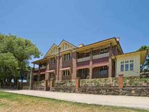 Cockatoo Island Accommodation