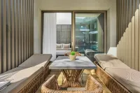Luuks Luxury Accommodation Hotels in Chaniotis
