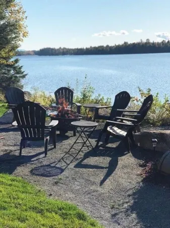 Luxury Lakehouse - Private Dock & Small Beach, Kayaks, and Fire Pit Near Acadia.