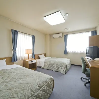 Business Hotel Art Plaza Hotels in de buurt van Gunma Kids’ Country