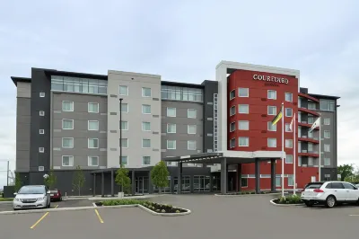 Courtyard Saskatoon Airport Hotels in Saskatoon
