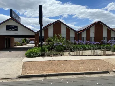 Melton Motor Inn and Apartments Hôtels à : Melton