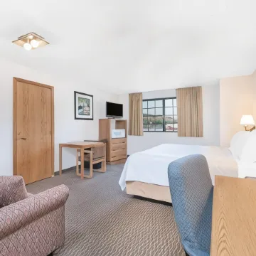 Days Inn by Wyndham West Rapid City