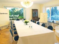 Hotel Villa Falkenberg Hotels near Wittlaer