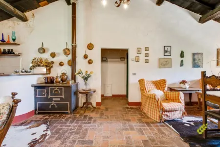 Exclusive Apartment with Fireplace