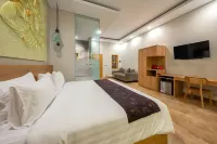 Candhari Heaven Suite Villa Hotels in Prambanan