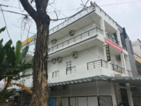 란 타이 은콕 호텔  호텔