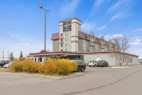 Emerald Hotel & Suites Calgary Airport Hotels near Calgary Tower