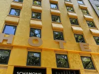 NunoHotel Köln City Hoteles cerca de Estación de metro Weißhausstr.