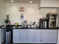 Super 8 by Wyndham Arkadelphia Caddo Valley Area - petit déjeuner